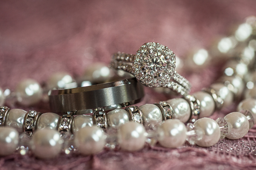 Weddings rings and pearls